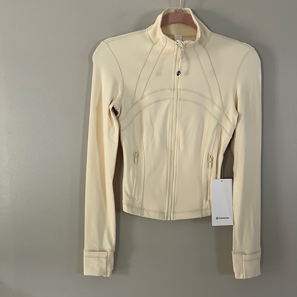Lululemon Define Cropped Jacket Nulu - Butter Cream - 4